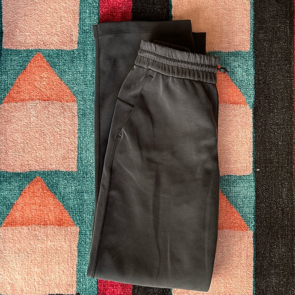 Lululemon Softstreame High Rise Pant Regular Size 4